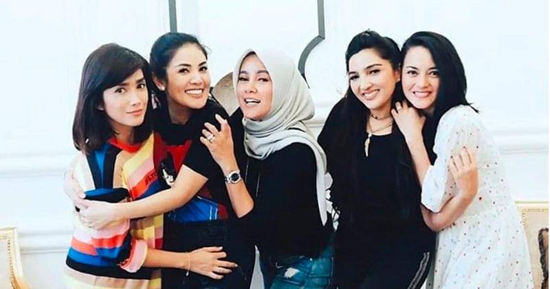 Instagram.com/nindyayunda